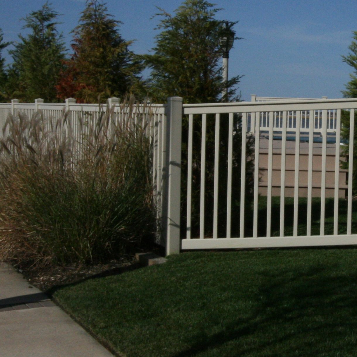 Superior Plastic Products Vinyl Fencing Picket Privacy 