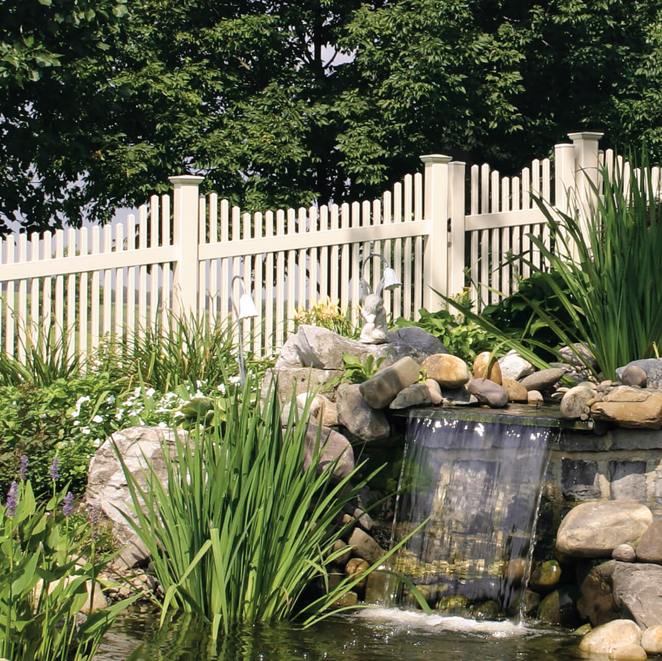 New England Vinyl Picket Fence Superior Plastic Products