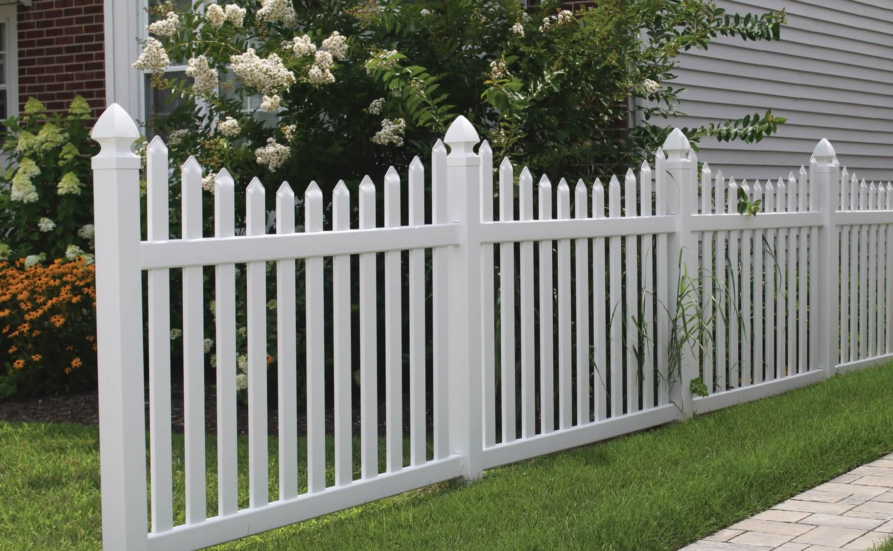 The Classic Picket Fence omaha